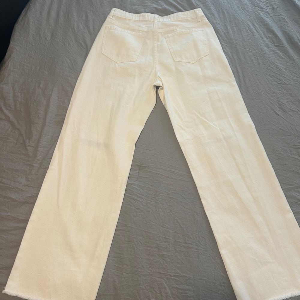 Womens White High Waisted Wide‎ Leg Distressed Raw Hem Jeans size 6